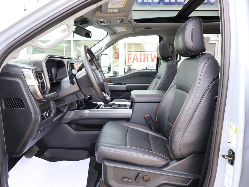 2025 Ford F-350 LARIAT
