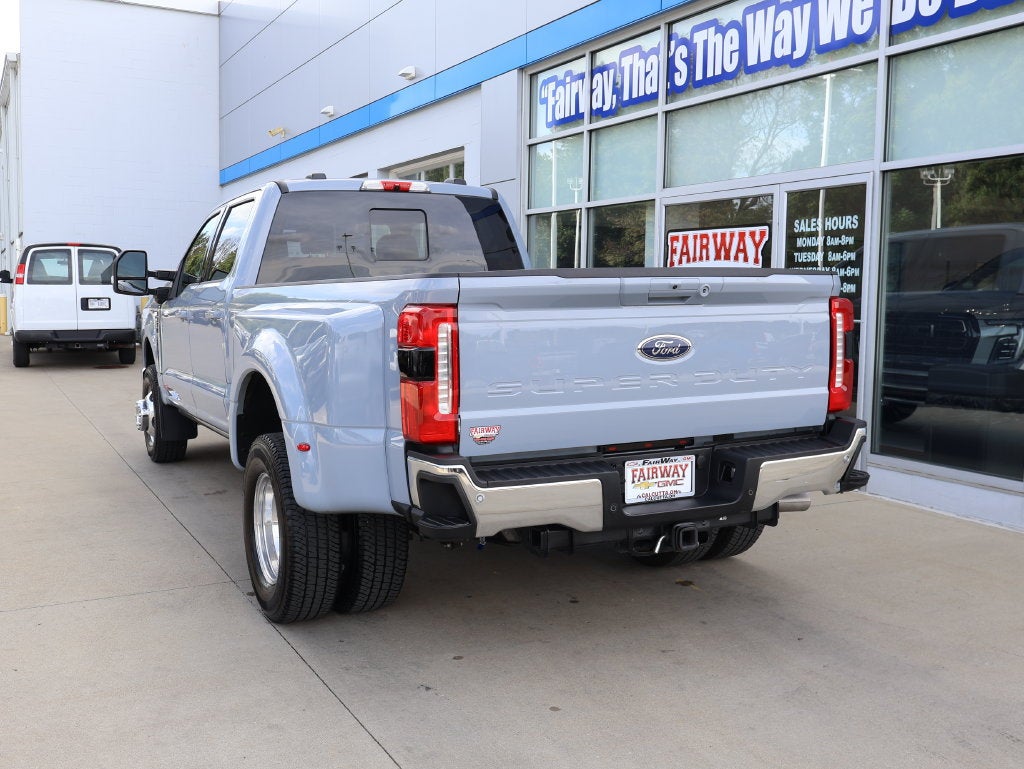 2025 Ford F-350 LARIAT