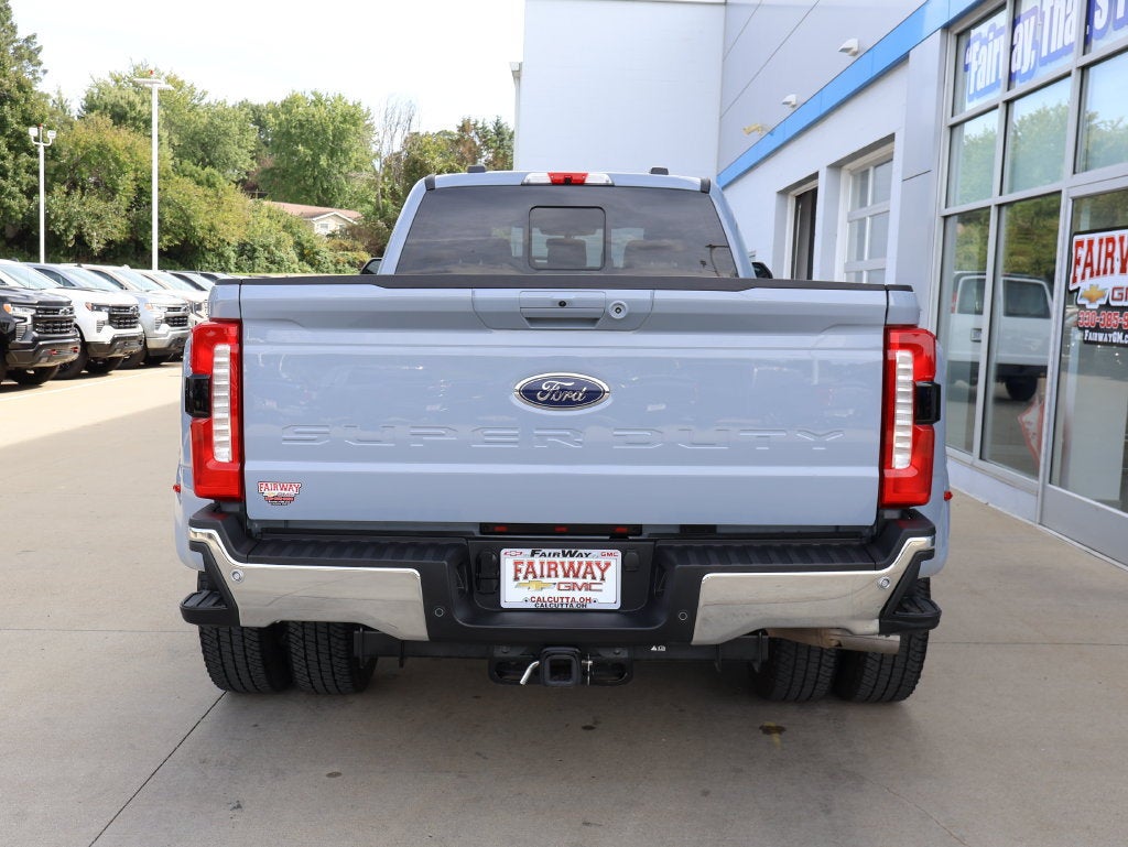 2025 Ford F-350 LARIAT