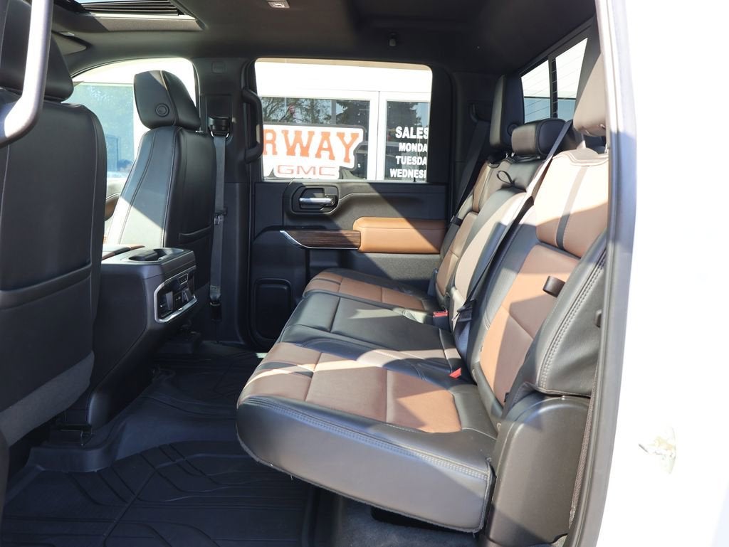2023 Chevrolet Silverado 3500 HD High Country