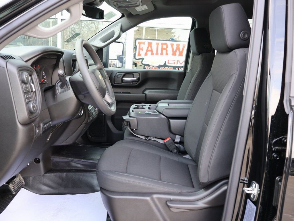2026 Chevrolet Silverado 3500 HD WT