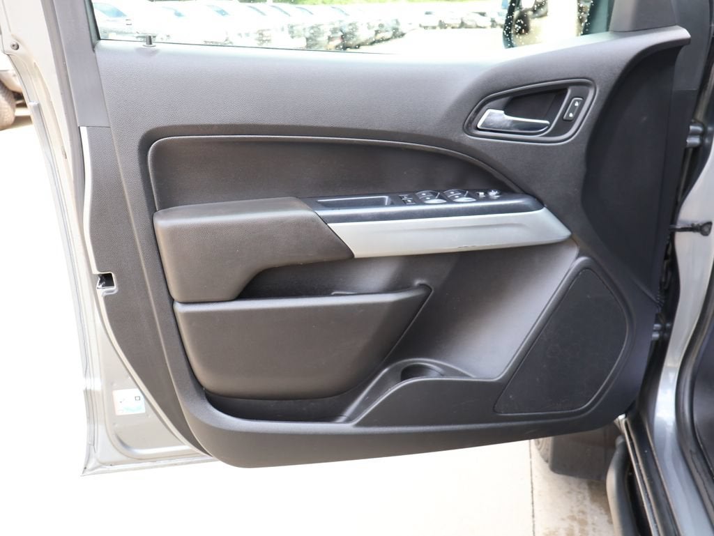 2020 Chevrolet Colorado ZR2 - Photo 11