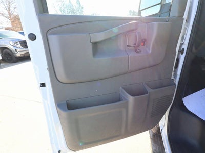 2025 Chevrolet Express Cargo WT