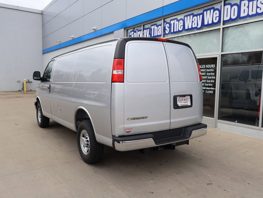 2026 Chevrolet Express Cargo WT