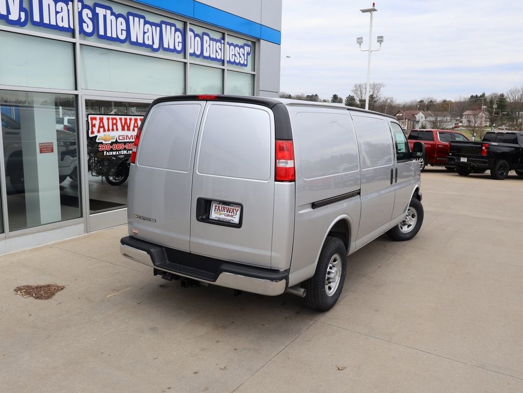 2026 Chevrolet Express Cargo WT