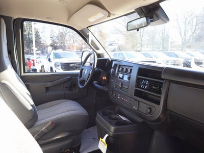 2025 Chevrolet Express Cargo WT