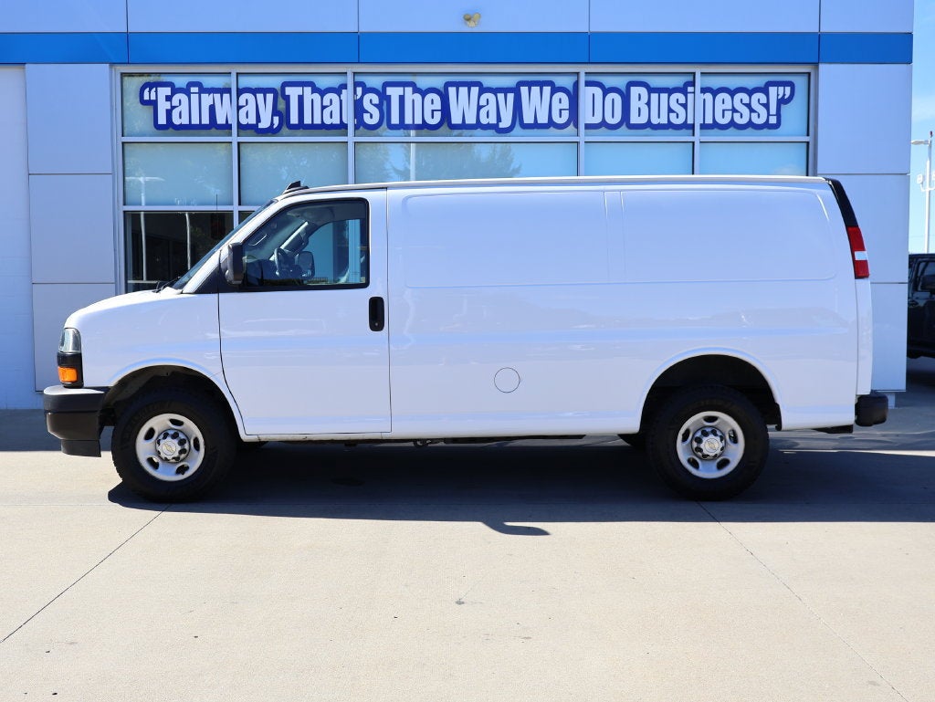 2024 Chevrolet Express Cargo Work Van - Photo 7