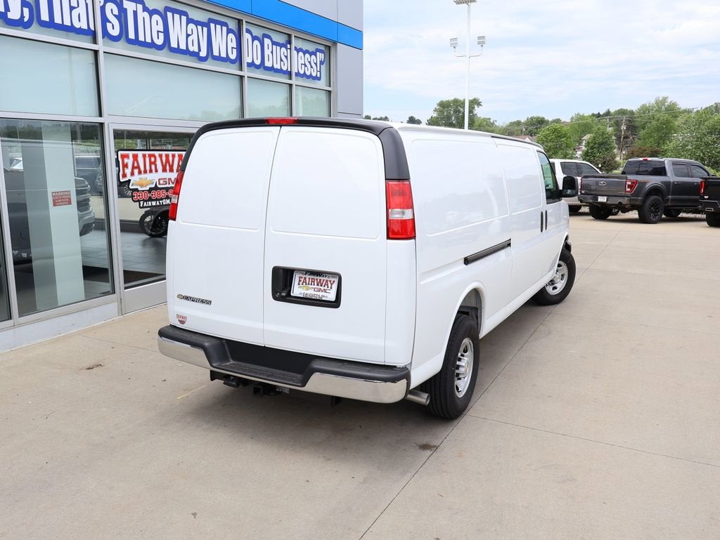 2026 Chevrolet Express Cargo WT