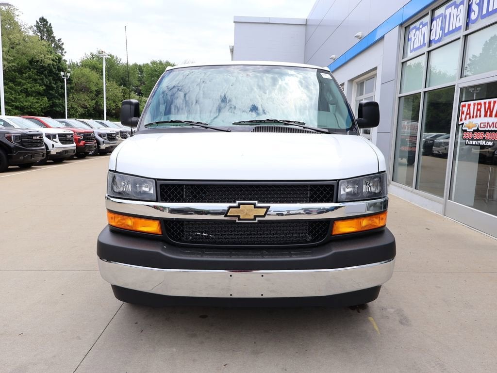 2026 Chevrolet Express Cargo WT
