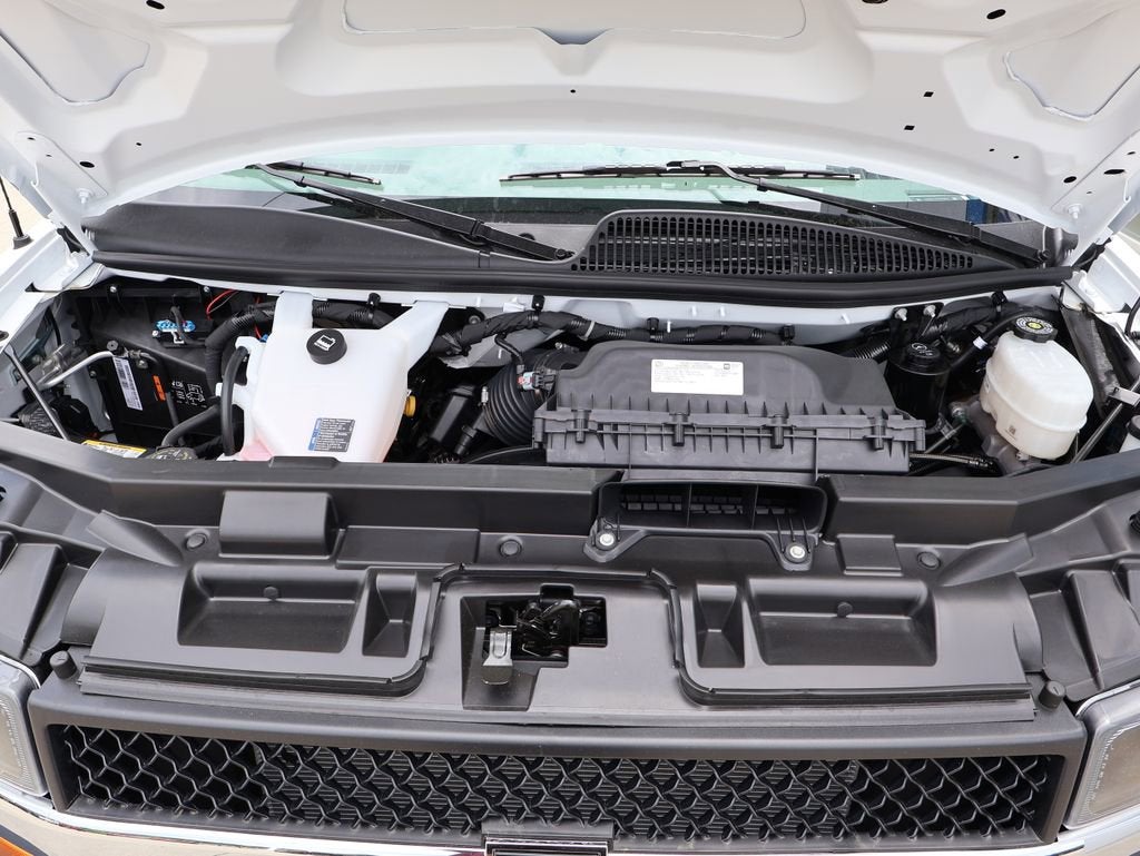 2026 Chevrolet Express Cargo WT