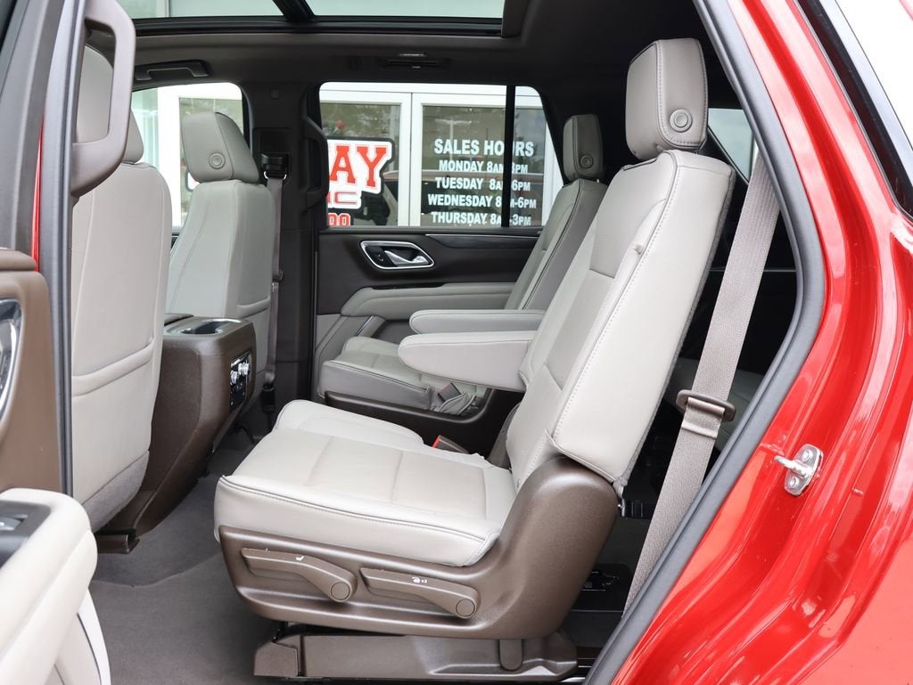 2023 GMC Yukon SLT