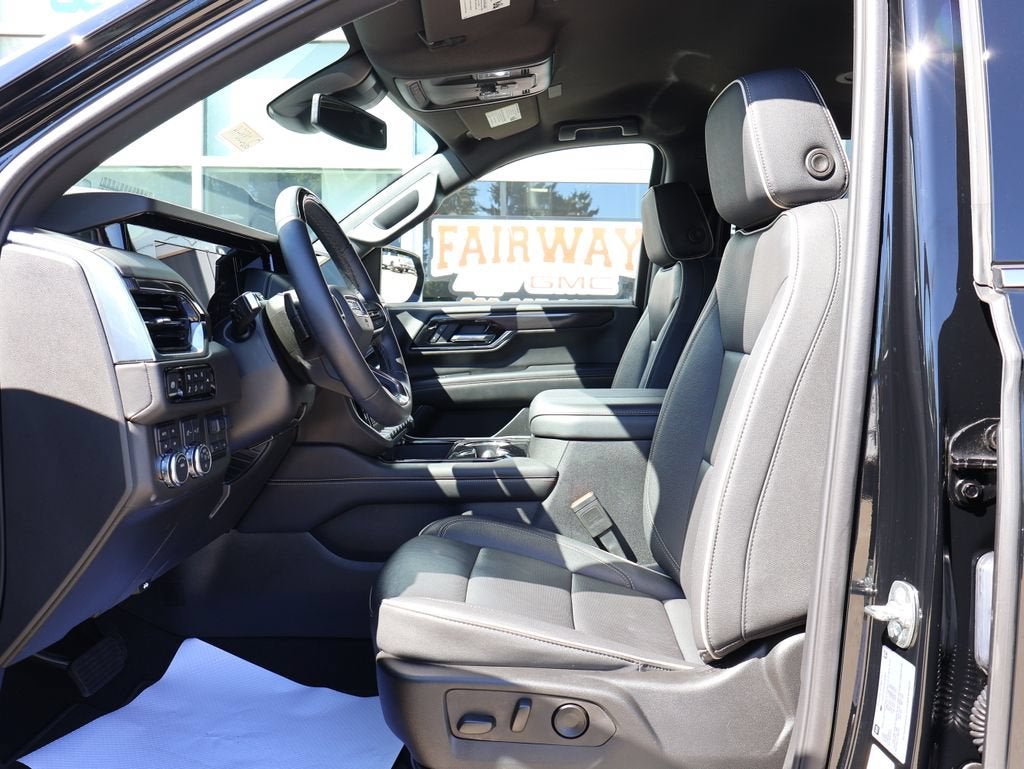 2025 GMC Yukon XL Elevation