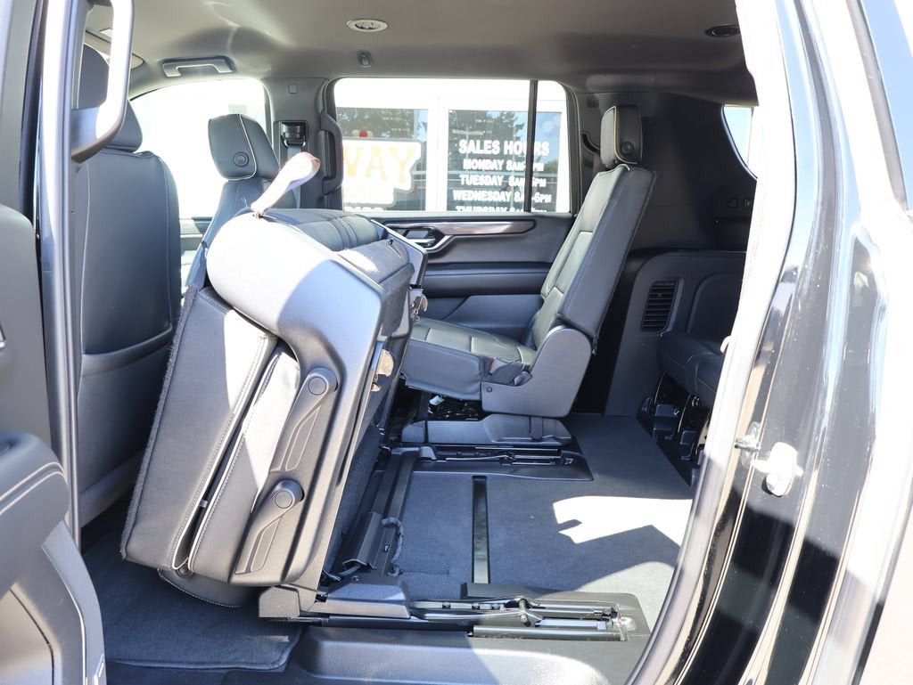 2025 GMC Yukon XL Elevation