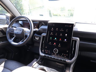 2025 GMC Yukon XL Elevation