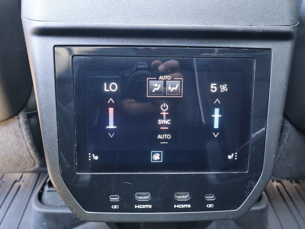 2025 GMC Yukon AT4 Ultimate