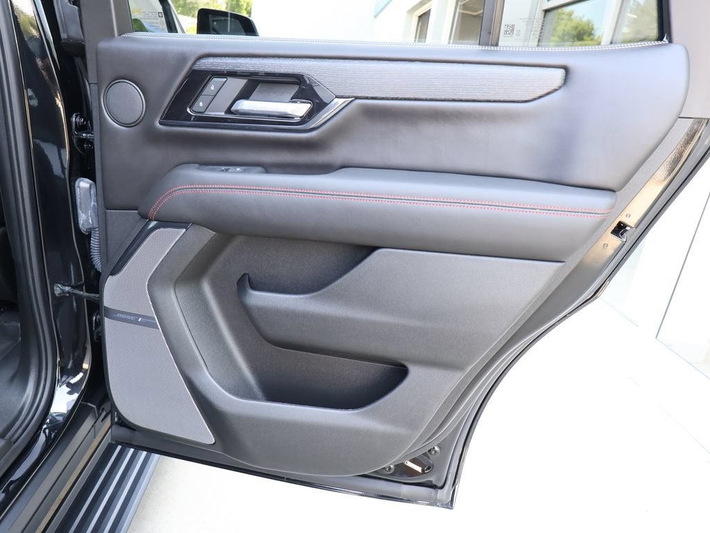 2025 GMC Yukon AT4 Ultimate