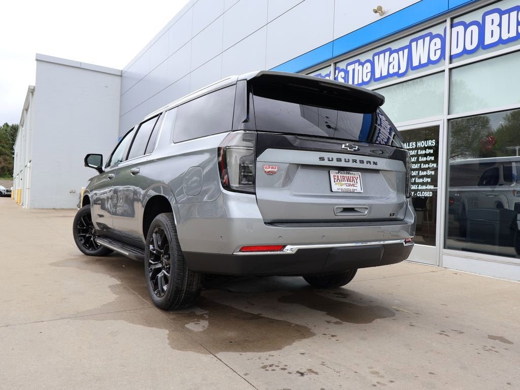 2026 Chevrolet Suburban LT
