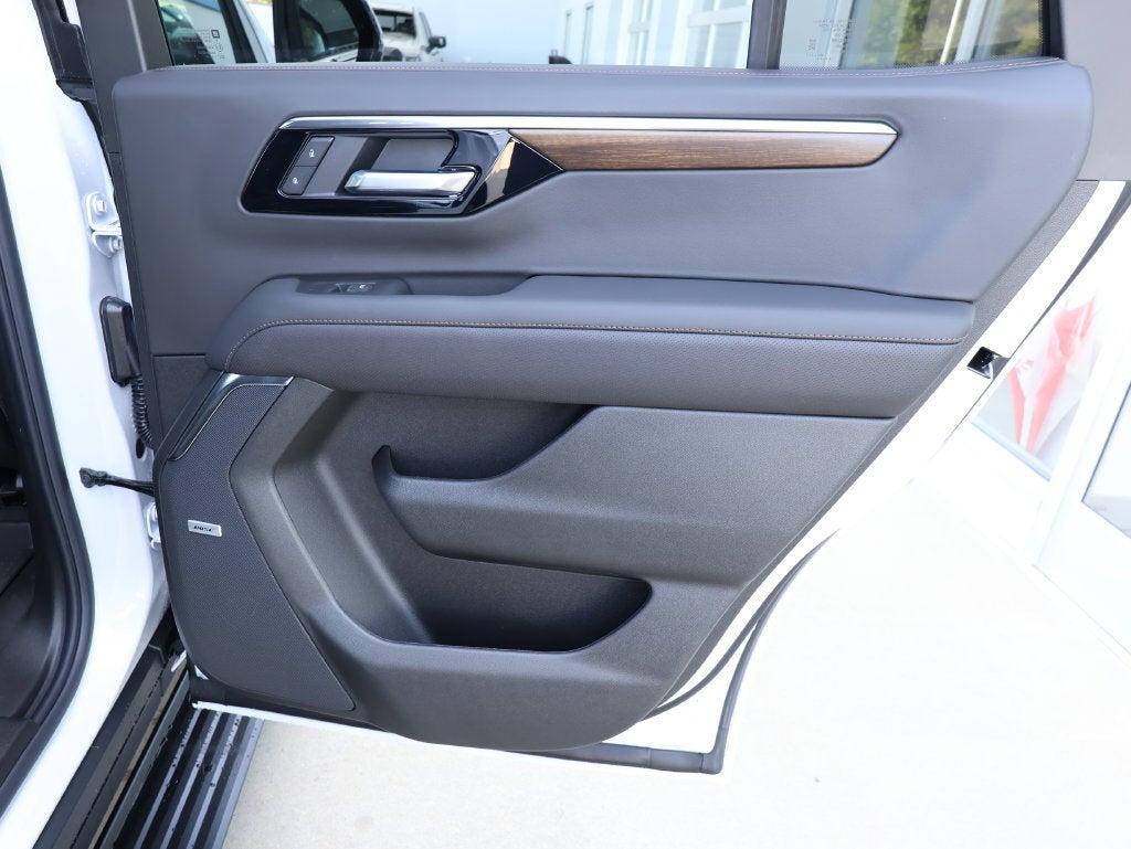 2027 Chevrolet Tahoe High Country - Photo 40