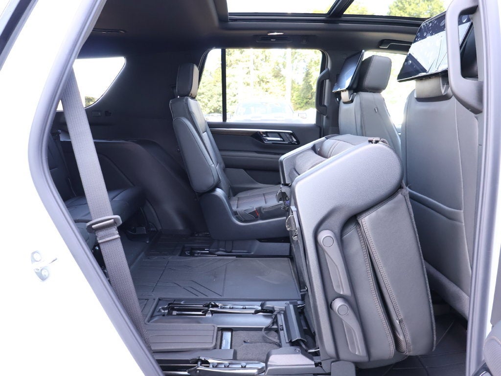 2027 Chevrolet Tahoe High Country - Photo 43