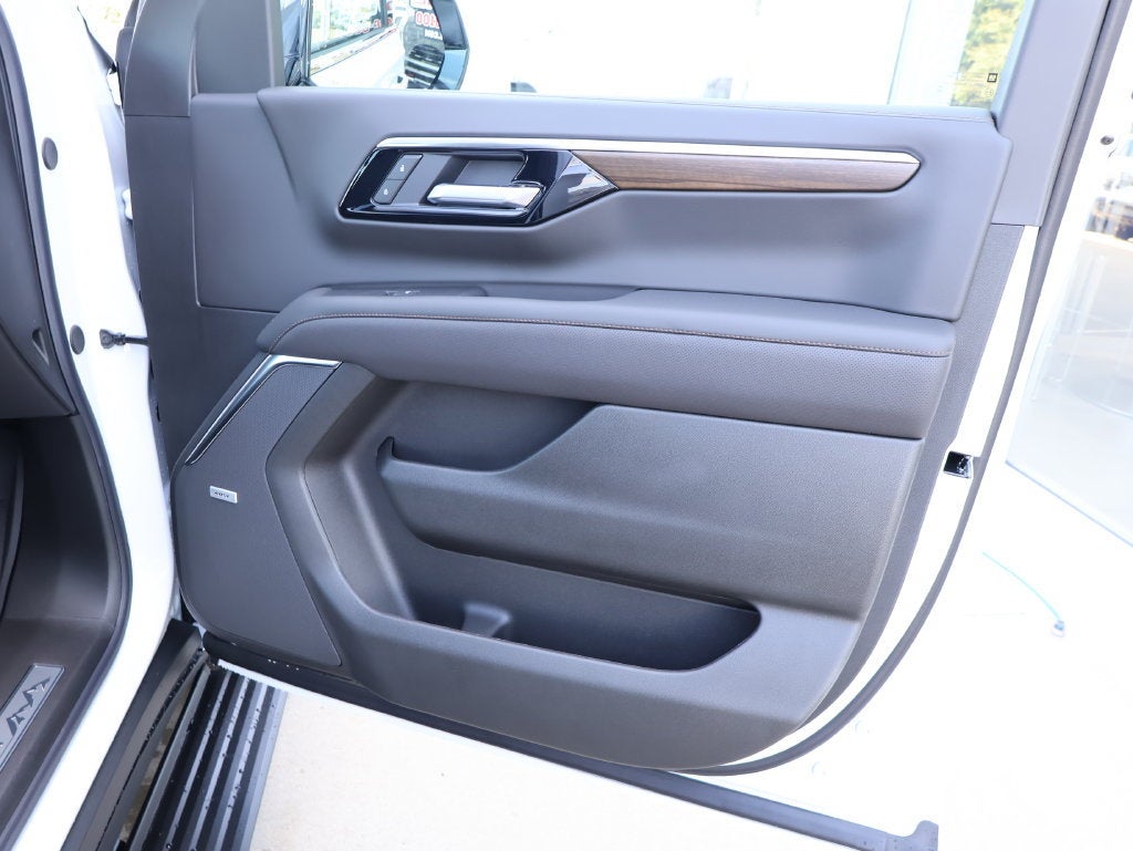 2027 Chevrolet Tahoe High Country - Photo 44