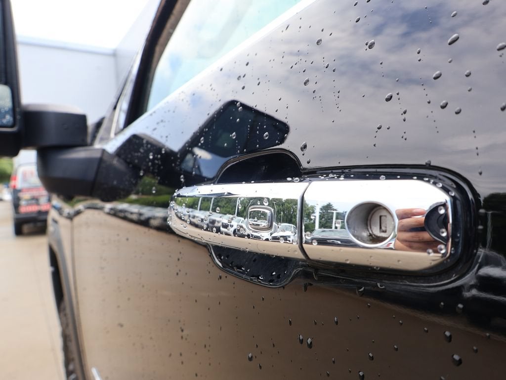 2024 GMC Sierra 3500 HD Denali Ultimate