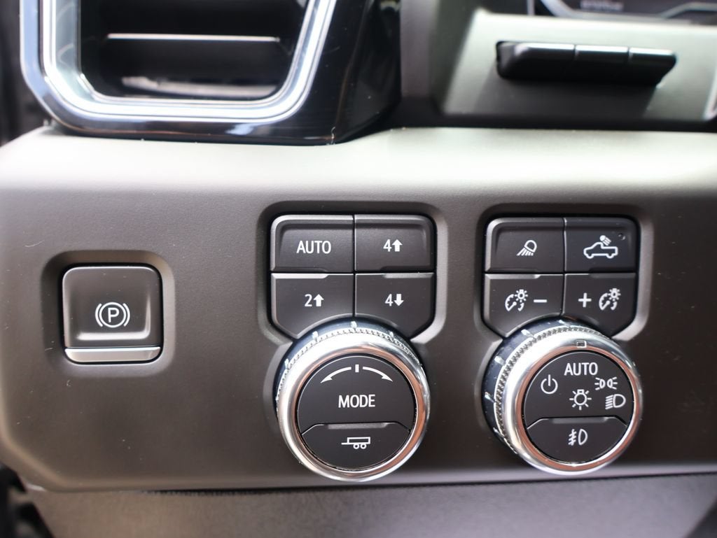 2024 GMC Sierra 3500 HD Denali Ultimate