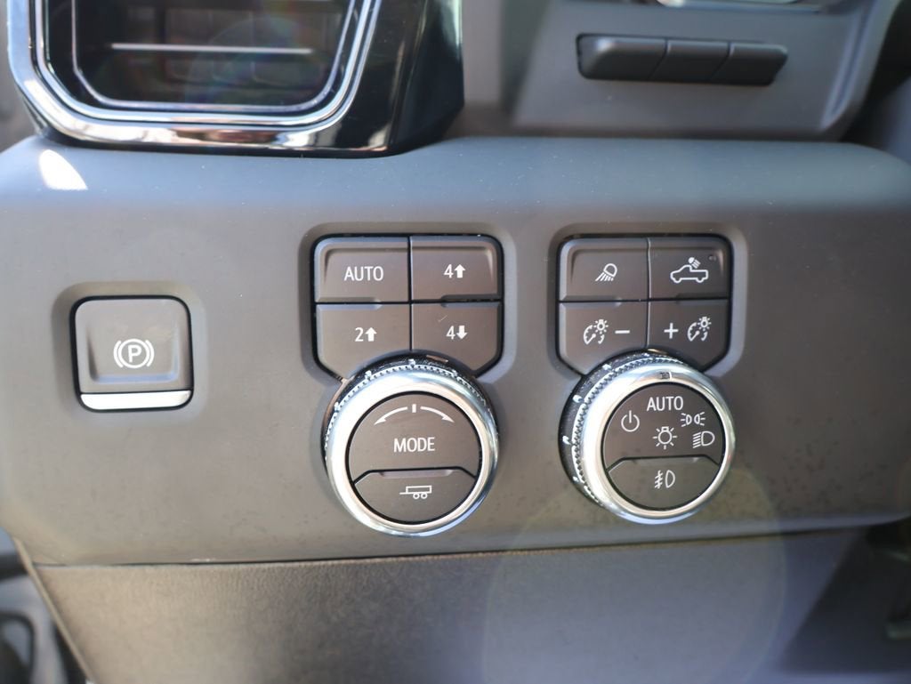 2025 GMC Sierra 2500 HD AT4