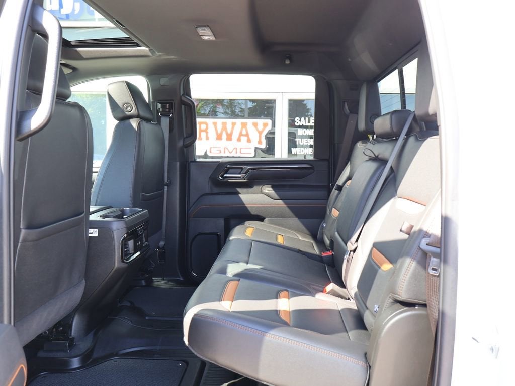 2025 GMC Sierra 2500 HD AT4