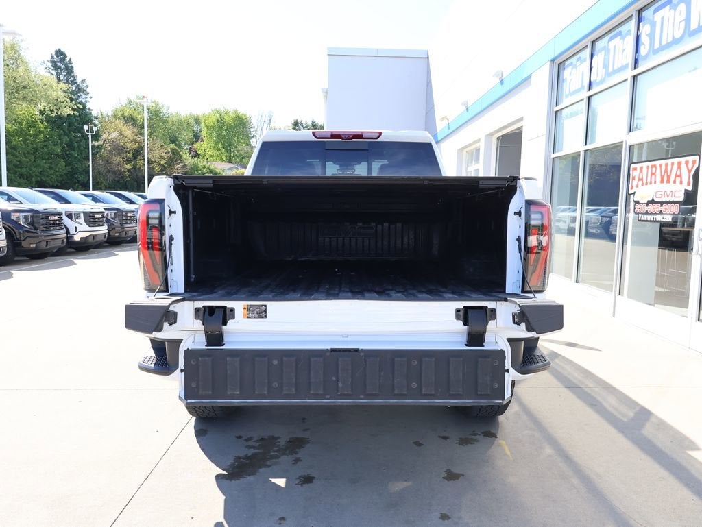 2025 GMC Sierra 2500 HD AT4