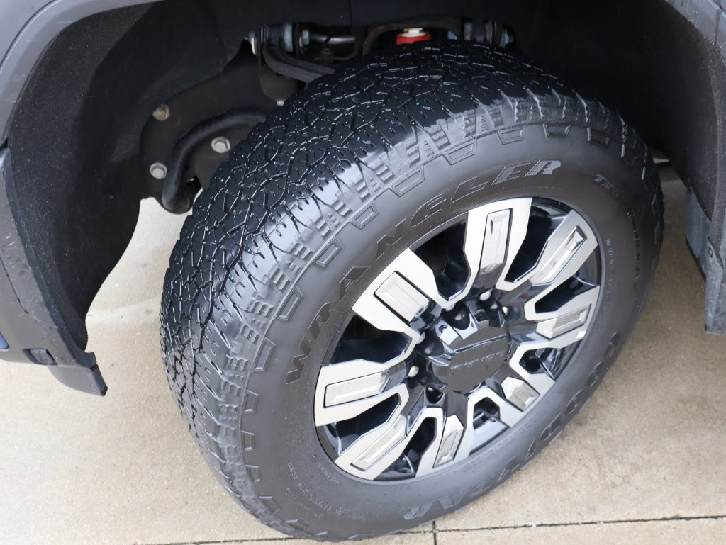 2025 GMC Sierra 2500 HD Denali