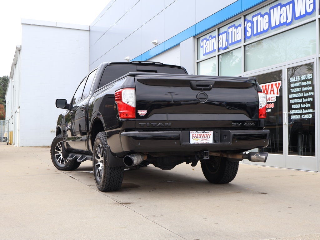 2021 Nissan TITAN Crew Cab SV 4x4