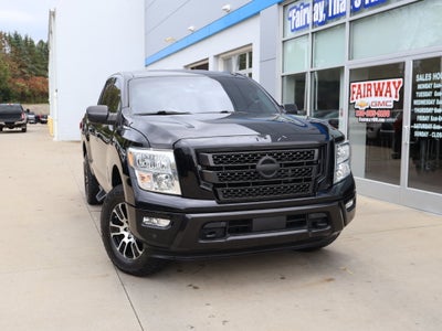 2021 Nissan TITAN Crew Cab SV 4x4