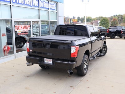 2021 Nissan TITAN Crew Cab SV 4x4