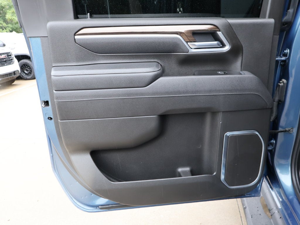 2025 Chevrolet Silverado 2500HD LT - Photo 27
