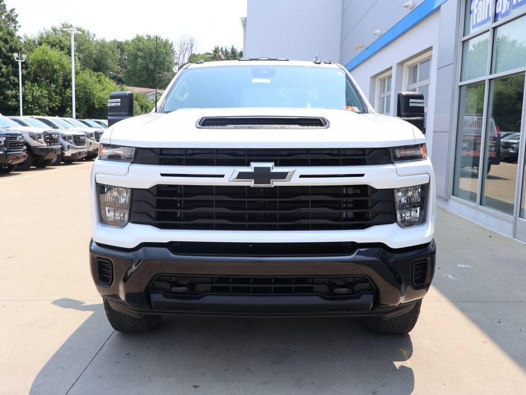 2024 Chevrolet Silverado 2500 HD Custom