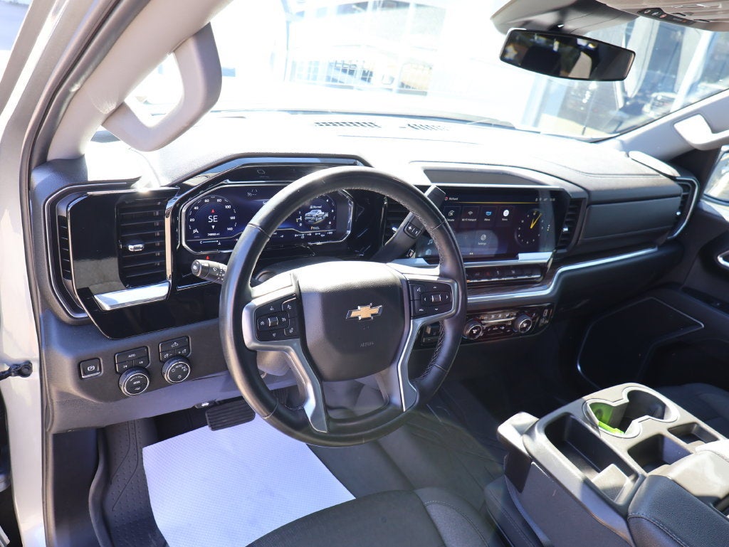 2023 Chevrolet Silverado 1500 LT - Photo 26