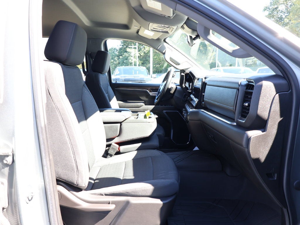 2023 Chevrolet Silverado 1500 LT - Photo 39