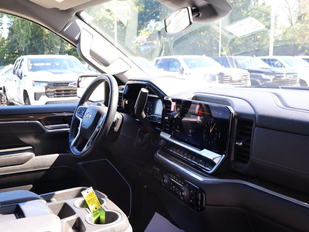 2023 Chevrolet Silverado 1500 LT - Photo 40