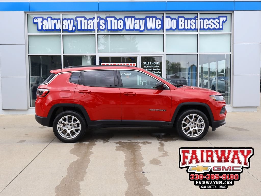 2024 Jeep Compass Latitude Lux FWD