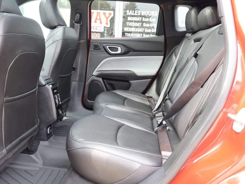 2024 Jeep Compass Latitude Lux FWD