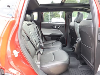 2024 Jeep Compass Latitude Lux FWD