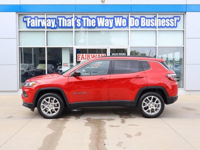 2024 Jeep Compass Latitude Lux FWD