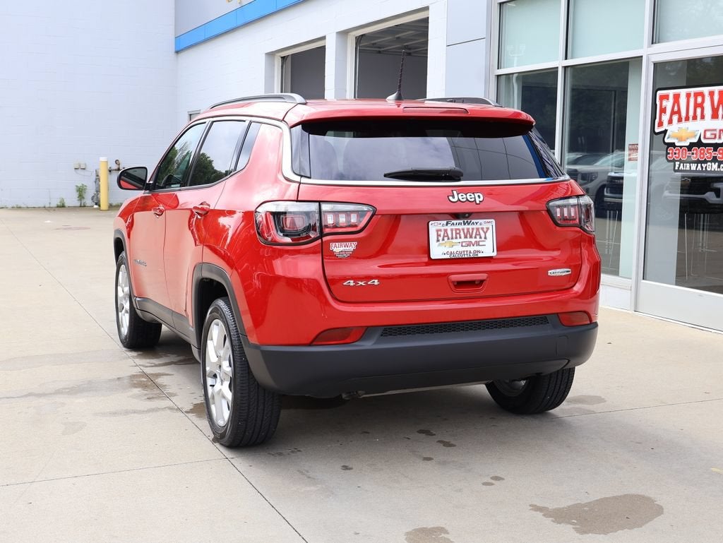 2024 Jeep Compass Latitude Lux FWD