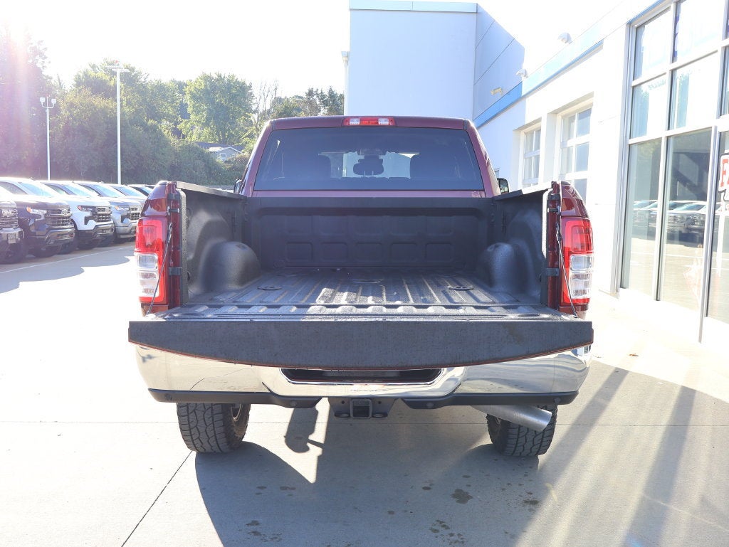 2021 RAM 3500 Big Horn Crew Cab 4x4 6'4" Box