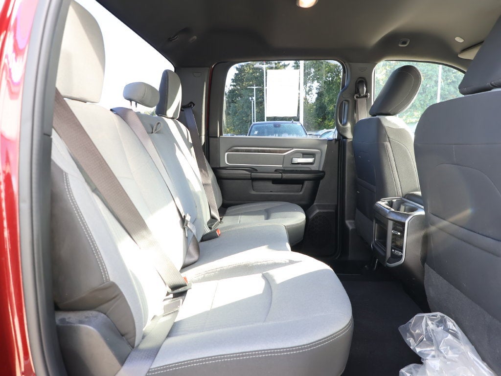 2021 RAM 3500 Big Horn Crew Cab 4x4 6'4" Box