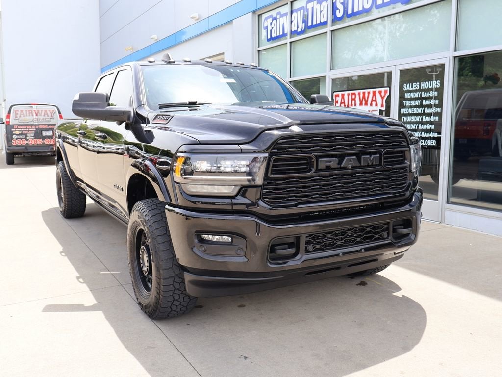 2020 RAM 3500 Limited Crew Cab 4x4 8' Box