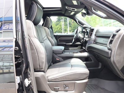 2020 RAM 3500 Limited Crew Cab 4x4 8' Box