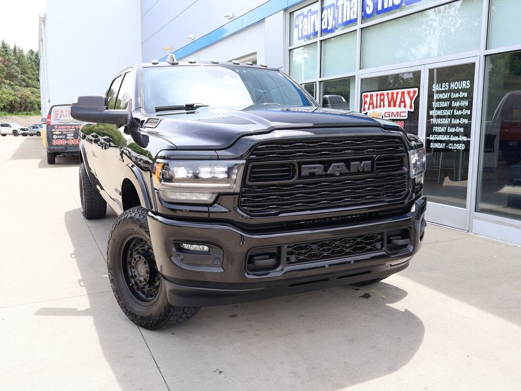2020 RAM 3500 Limited Crew Cab 4x4 8' Box