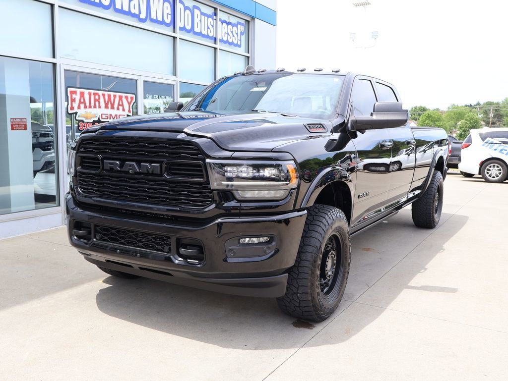2020 RAM 3500 Limited Crew Cab 4x4 8' Box