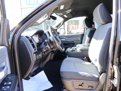 2022 RAM 3500 Big Horn Crew Cab 4x4 8' Box